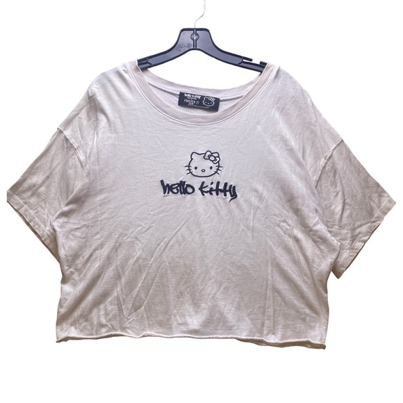 Hello Kitty Forever 21 Shirt Womens 2XL Cropped Collab Grunge Hip‎ Hop - Picture 1 of 7